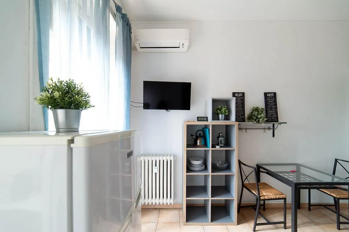 Hbhall Residenze Darsena Milaan 0*,