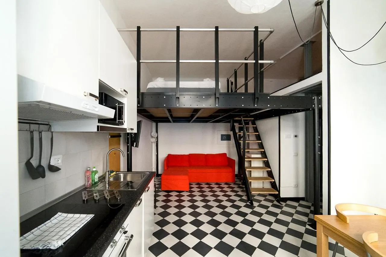Hbhall Residenze Darsena Milaan