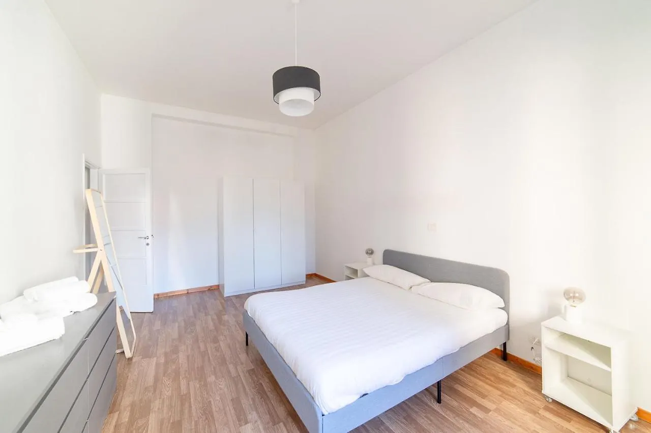 Hbhall Residenze Darsena contacts